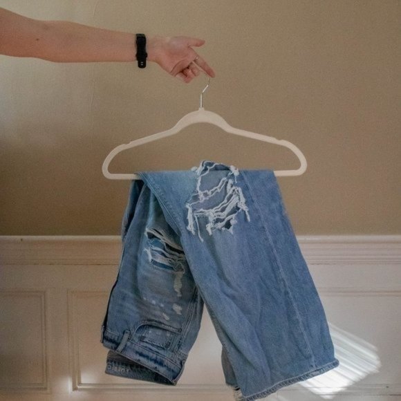 Skater Jeans from American Eagle Size 2 Short - Picture 2 of 4